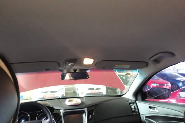 Used Hyundai Sonata 2011 2.0L Automatic Fashion Edition Headliner