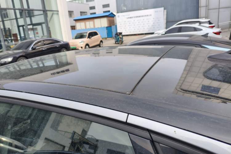 Used Volkswagen ID.7 VIZZION 2024 PRO Model Roof