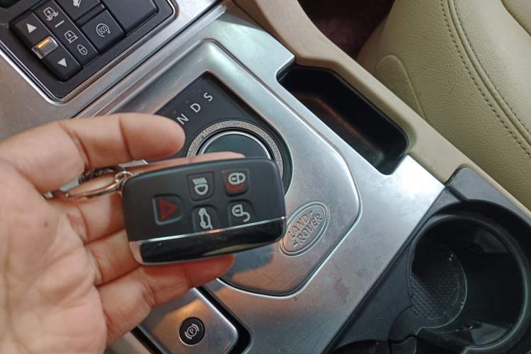 Used Land Rover Discovery 2016 3.0 SC V6 HSE