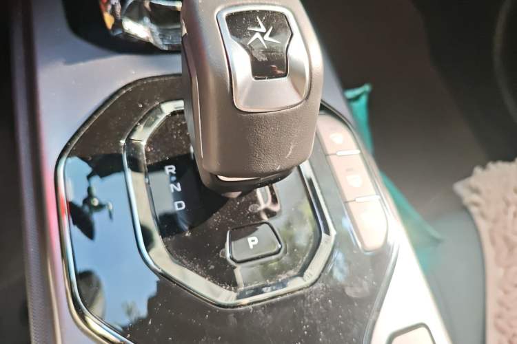 Used Geely Auto Cowboy 2025 1.5TD Fun-Offroad Version Gear Lever