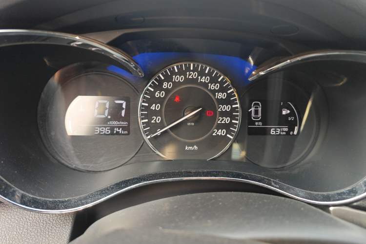 Used Venucia D60 2019 1.6L Entry Manual Fashion Edition
