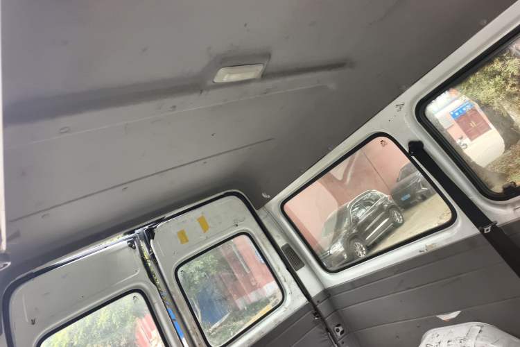 Used Ford Classic Transit 2016 2.8T Diesel Short-Wheelbase 6-Seater Mid-Roof Multifunction Vehicle JX493ZLQ4