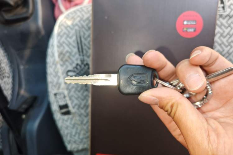 Used Jinbei Hiace X30 2020 1.5L Super-Comfortable Version China VI Standard SWC15M Vehicle Key