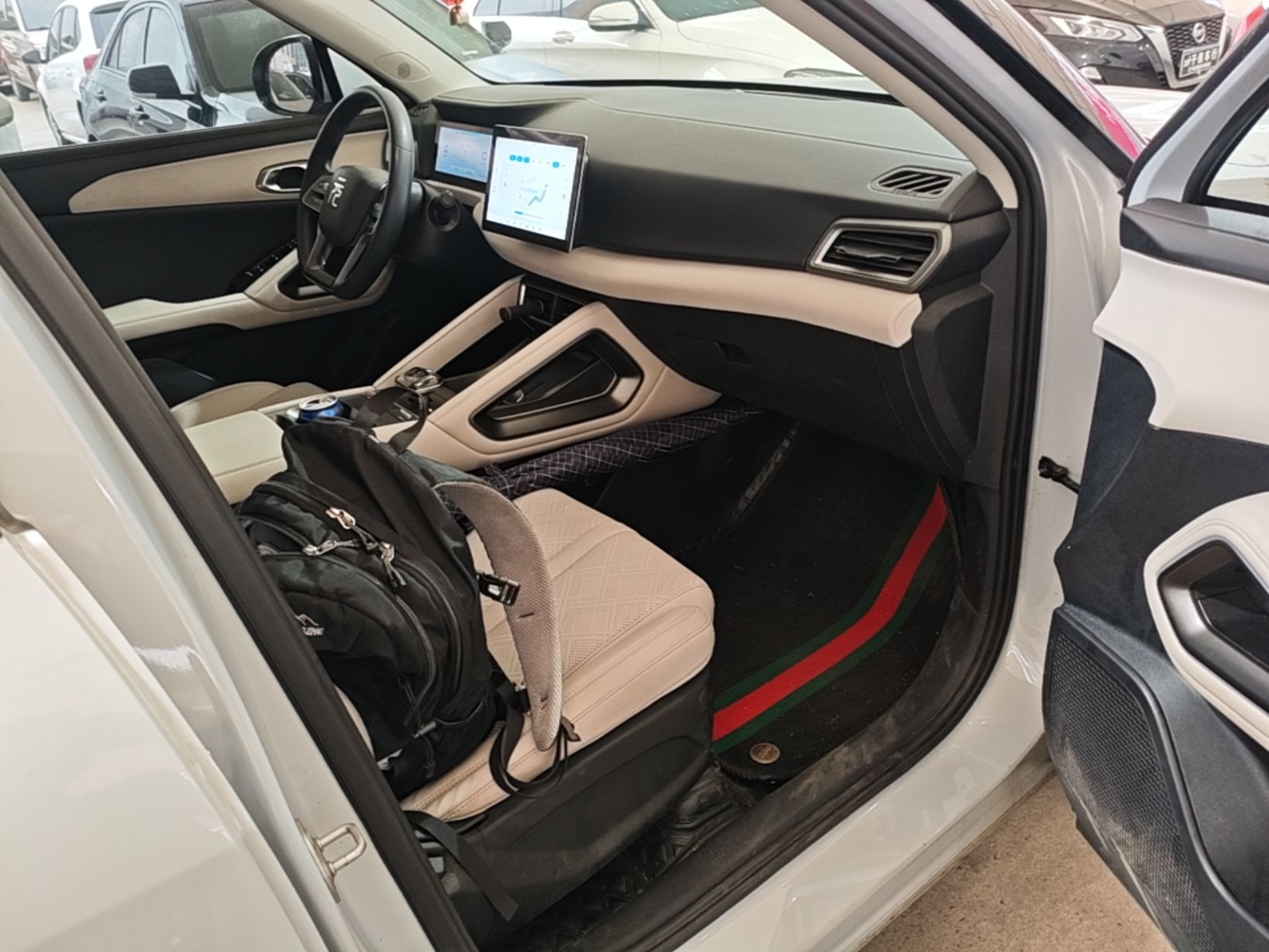BYD Yuan UP 2024 401 km Active Version — снимка 19
