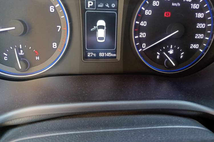 Used Hyundai Mistra 2016 1.8L Automatic Deluxe DLX Model Odometer Close Up