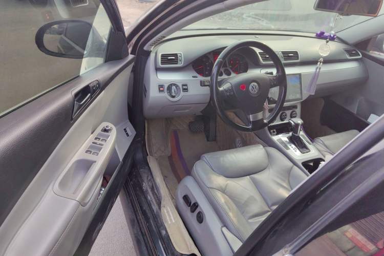 Used Volkswagen Magotan 2011 1.8TSI DSG Comfort Model Driver Seat