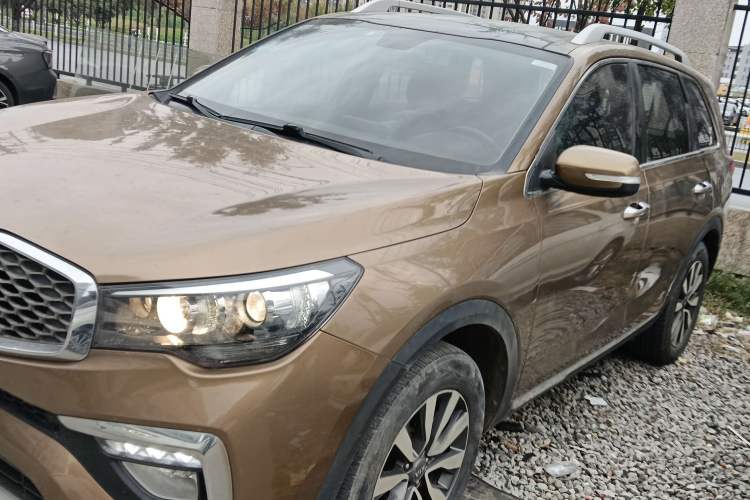 Used Kia KX7 2017 2.4L Automatic 2WD GLS 5-Seater