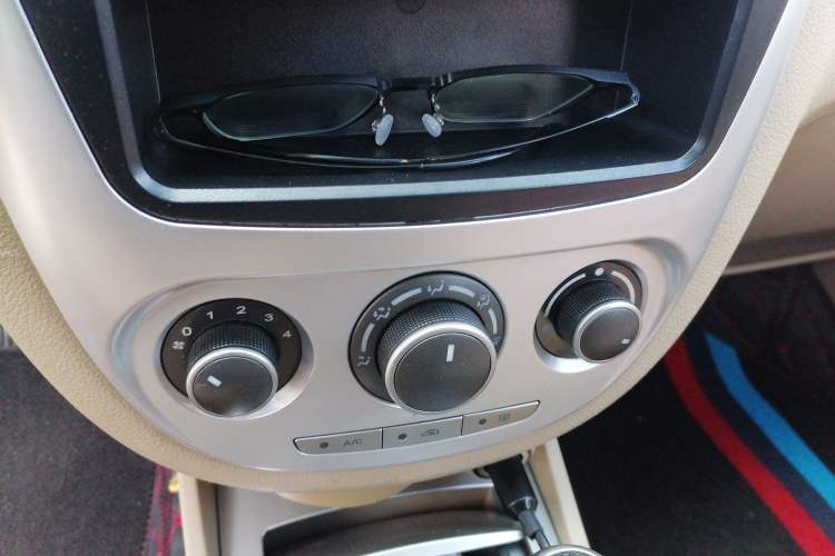 Used Buick Excelle 2013 1.5L Automatic Classic Model