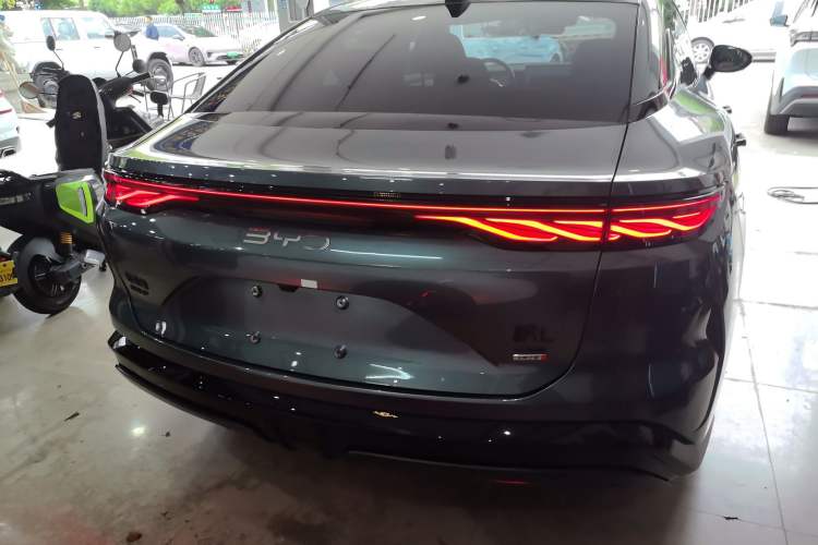 Used BYD Han L 2025 DM-p Four-Wheel-Drive LiDAR Flagship Model
