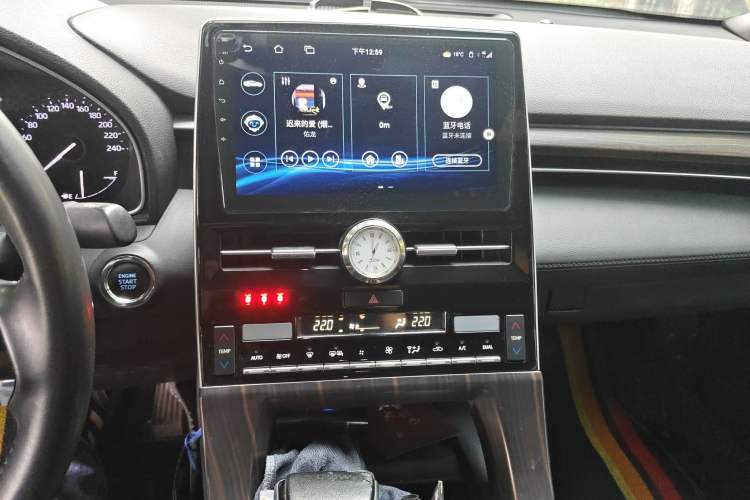 Used Toyota Avalon 2019 2.0L Ambition Edition China VI
