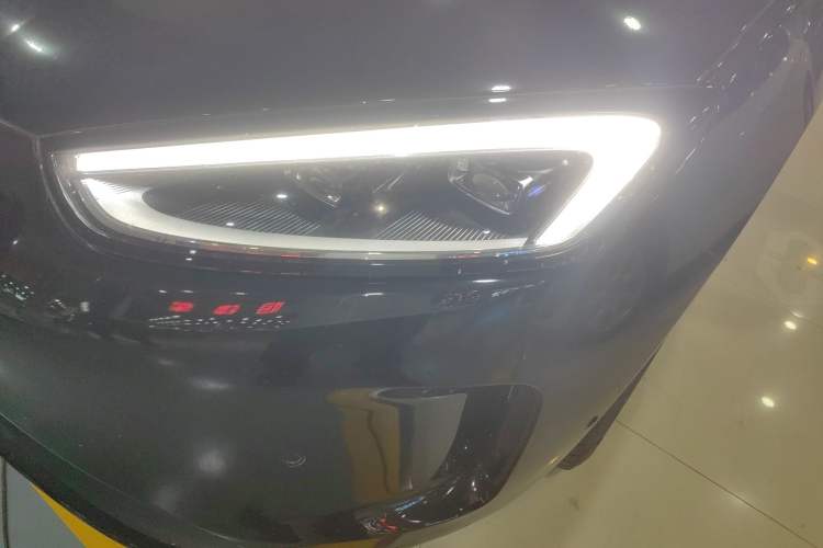 Used Hima AITO M5 2023 All-Electric Rear-Drive Standard Edition Left Front Headlight