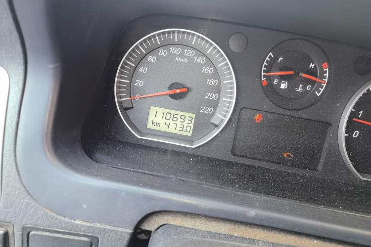 Used Foton Scenic G5 2020 2.0L Long-Wheelbase Flat-Roof 6-Seater Multi-Purpose Passenger Vehicle 1TZS
