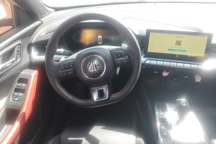 Used MG 5 2021 300TGI DCT Elegant Luxury Edition
