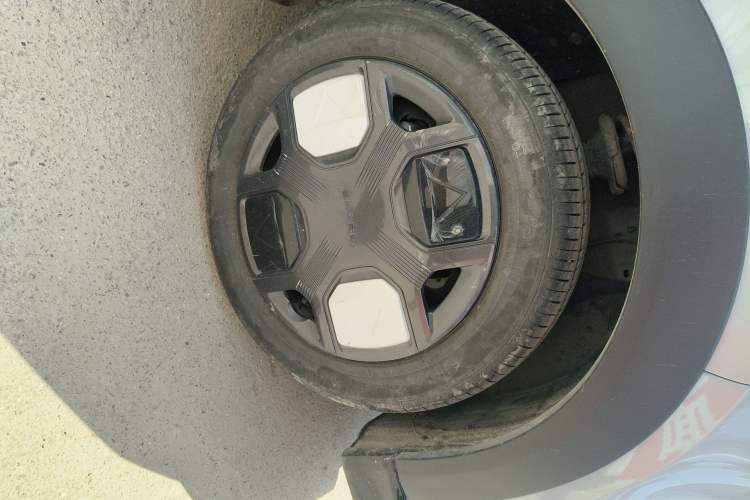 Used Geely Galaxy Panda 2025 210km Panda Kart Right Front Wheel Hub