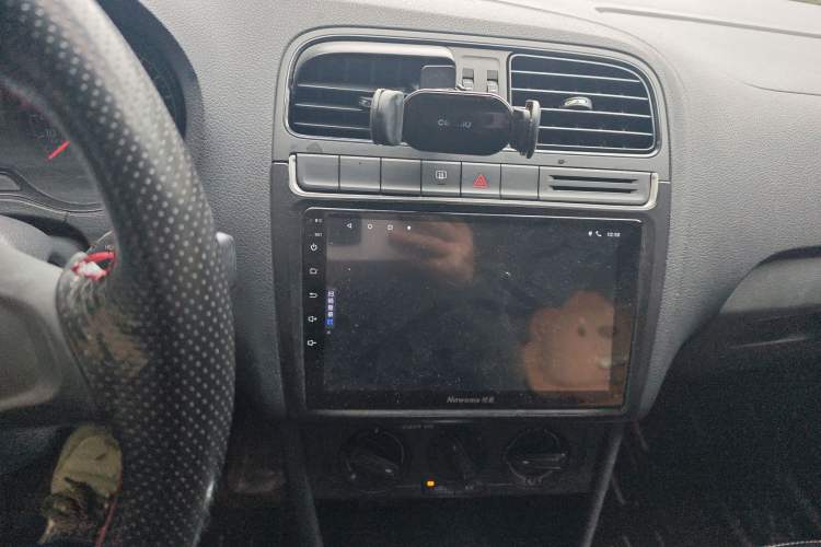 Used Volkswagen Polo 2016 1.4L Automatic Trendy Model
