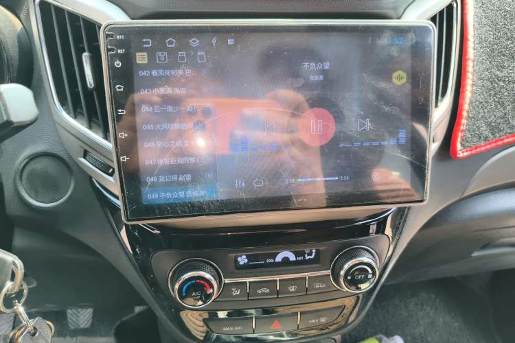 Used CHANGAN CS15 2016 1.5L Manual Fashion Edition Audio And AC Panel