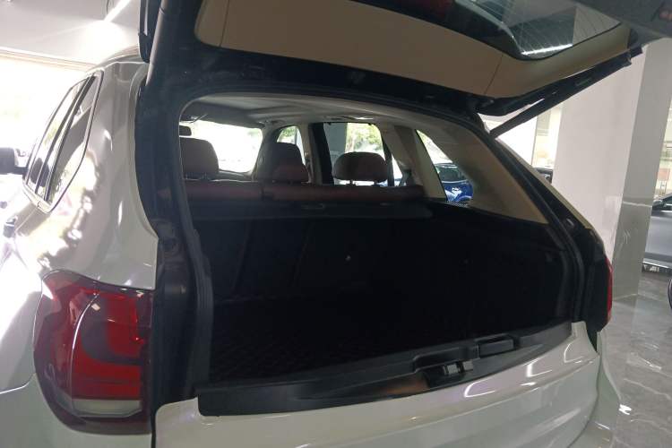 Used BMW X5 2015 xDrive35i Middle East version