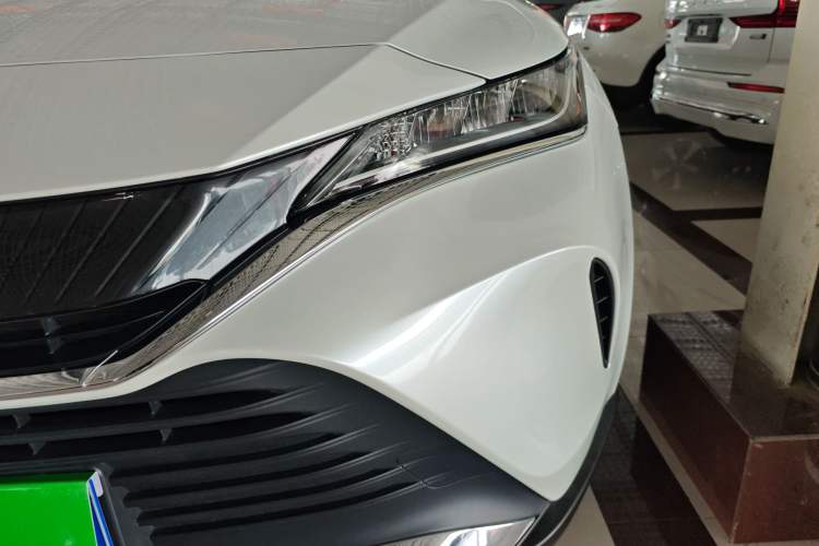 Used Toyota Harrier 2023 2.0L CVT Two-Wheel Drive Entry Version