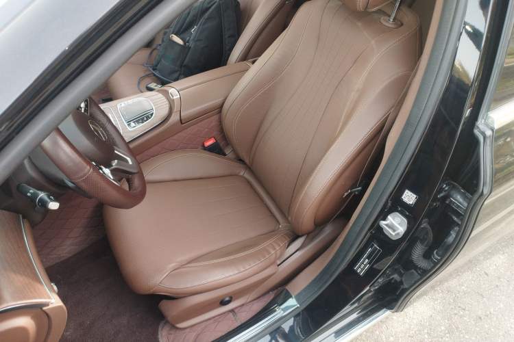 Used Mercedes-Benz E-Class 2020 Facelift E 300 L Stylish Edition Left Front Seat