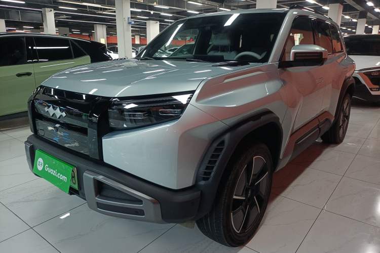 Used Formula Leopard Titanium 3 2025 501KM All-Wheel Drive Intelligent Driving Ultra Version