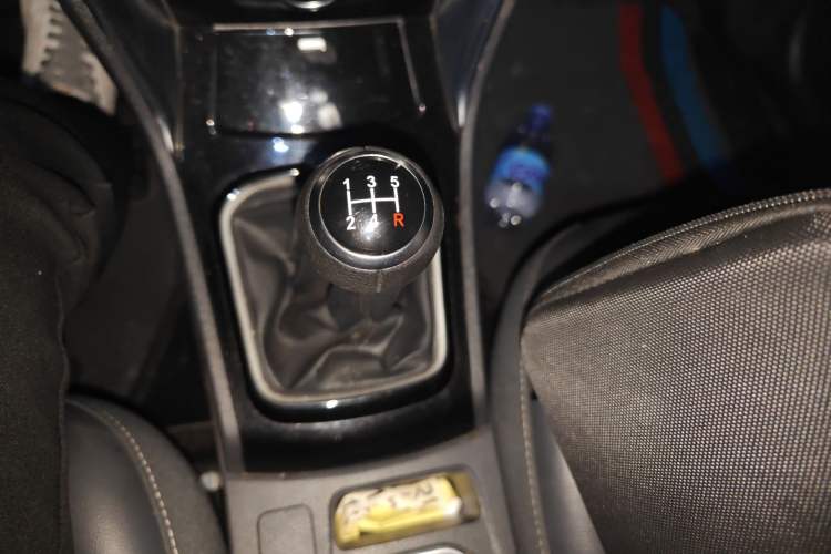 Used BYD F3 2020 1.5L Manual Luxury Edition Gear Lever