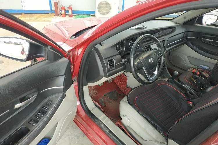 Used BAIC Senova D50 2014 1.5L manual comfort version
