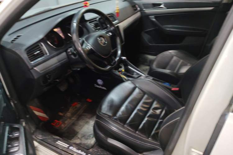 Used Volkswagen Lavida 2017 1.6L Automatic Comfort Edition