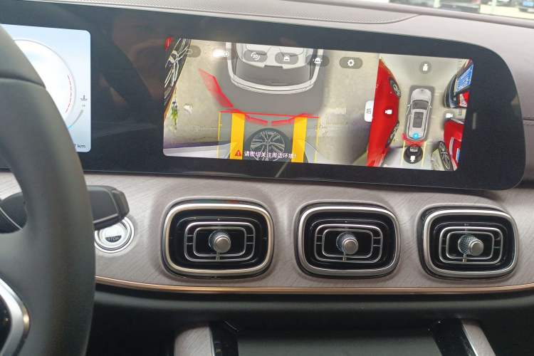 Used Chery Tiggo 9 2025 2.0T Automatic Two-Wheel Drive Luxury Edition 5 Seats