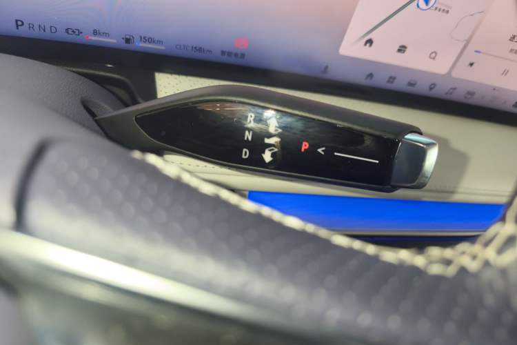 Used Buick GL8 New Energy 2026 Model Lu Zun Luxury Edition Gear Lever