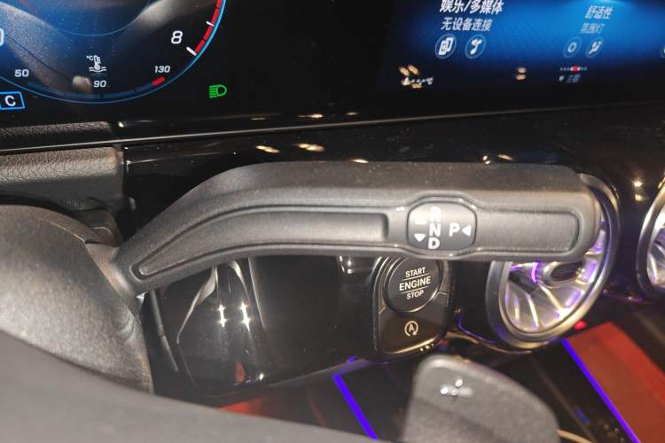 Used Mercedes-Benz GLA 2020 GLA 200 Gear Lever