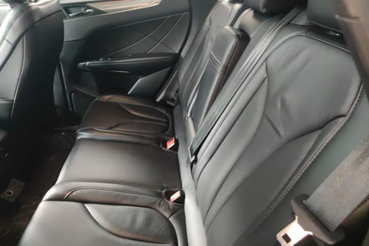 Used Lincoln MKC 2017 2.0T Two-Wheel Drive Deluxe Edition
