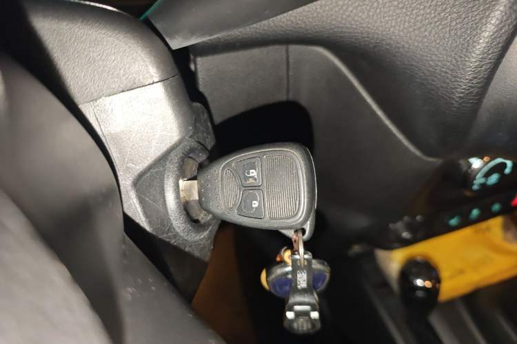 Used Jeep Wrangler 2017 3.6L Rubicon Four-Door Comfort Edition Vehicle Key