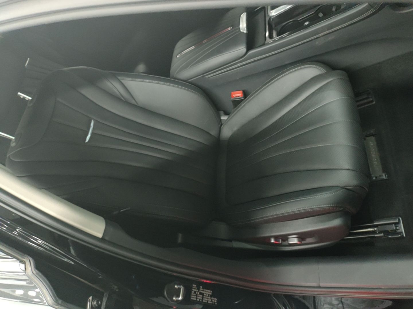 Hongqi H5 2024 1.5T DCT Smart Connect Flagship Edition - Chinese Trim Yun — снимка 19