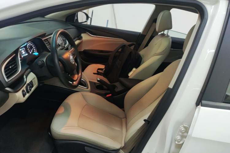 Used Buick GT 2017 15N Automatic Elite Version Left Front Seat