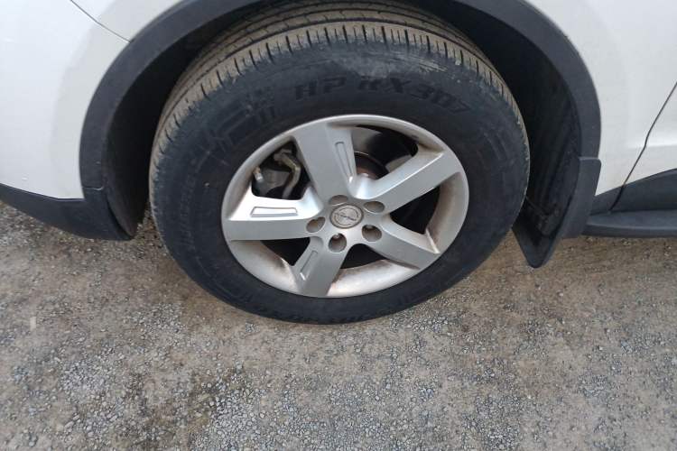 Used Zotye Domy X5 2015 1.5T CVT Landlord Edition China V Standard Exterior 4