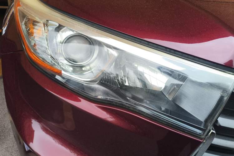 Used Toyota Highlander 2015 2.0T Four-Wheel Drive Luxury Edition 7-Seater Right Front Headlight