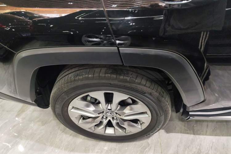 Used Toyota Wildlander 2022 Dual-Engine 2.5L E-CVT Two-Wheel Drive Luxury Edition
