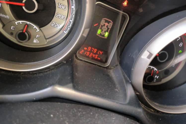 Used Mitsubishi Pajero 2016 3.0L Automatic Prestige Version China IV Standard
