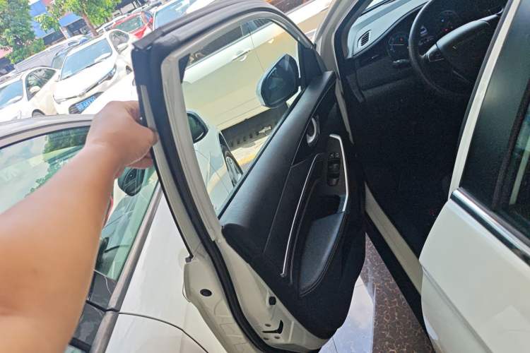 Used Venucia Venucia D60EV 2023 PLUS Comfort Edition SI Model