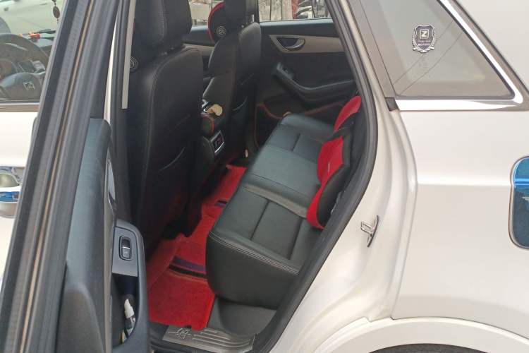 Used Zotye SR7 2016 1.5T CVT Cube Heart Edition China IV Standard