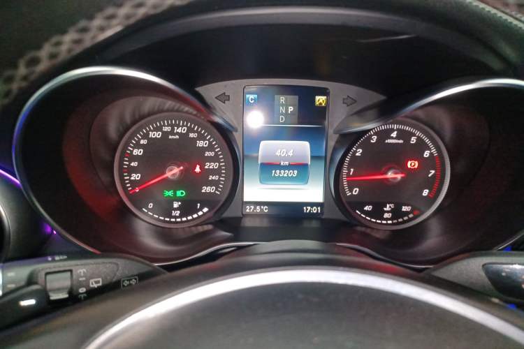 Used Mercedes-Benz GLC 2018 Facelift GLC 260 4MATIC Luxury Edition Instrument Cluster