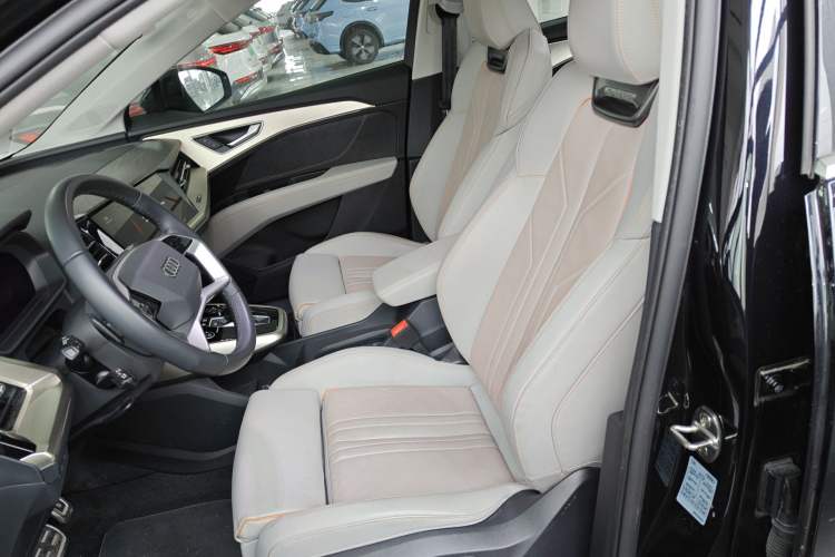 Used Audi Q5 e-tron 2023 40 e-tron Starry Edition Mecha Kit
