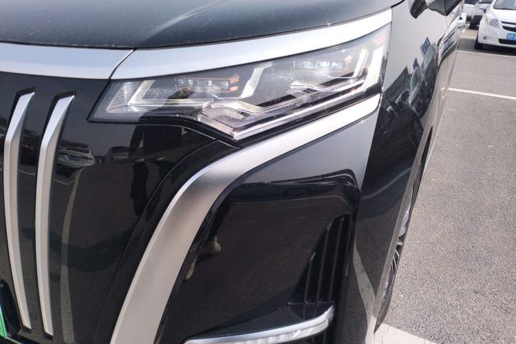 Used Denza D9 2024 EV 620 Premium Model Left Front Headlight