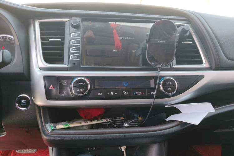 Used Toyota Highlander 2015 2.0T Four-Wheel Drive Luxury Edition 7-Seater
