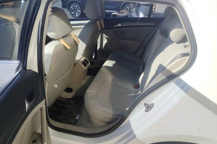 Used Volkswagen Golf 2014 1.6L Automatic Comfort Model