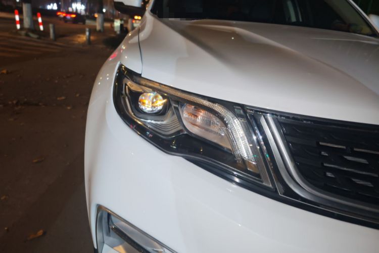 Used Geely Auto Emgrand X7 Sport 2021 Million Edition 1.8TD DCT Two-Wheel Drive Luxury Model
