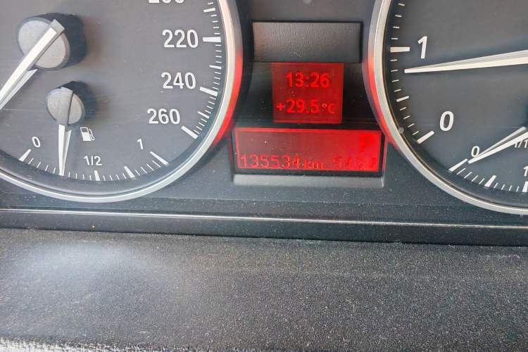 Used BMW X1 2012 sDrive18i Luxury Edition