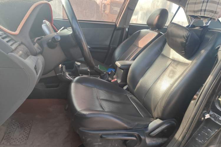 Used Zotye Z300 2014 1.5L Value Edition Manual Elite Model