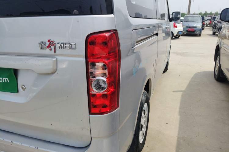 Used CHANGAN KAICHENG Ruixing M60 2020 1.5L Standard Version China VI 6-Seater DAM15KR Right Rear Taillight