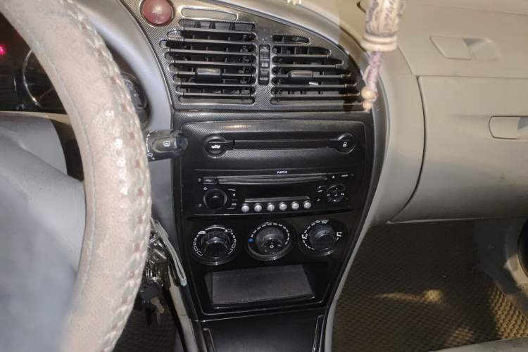 Used Citroen Elysee 2013 Sedan Classic 1.6L Manual Tech Edition
